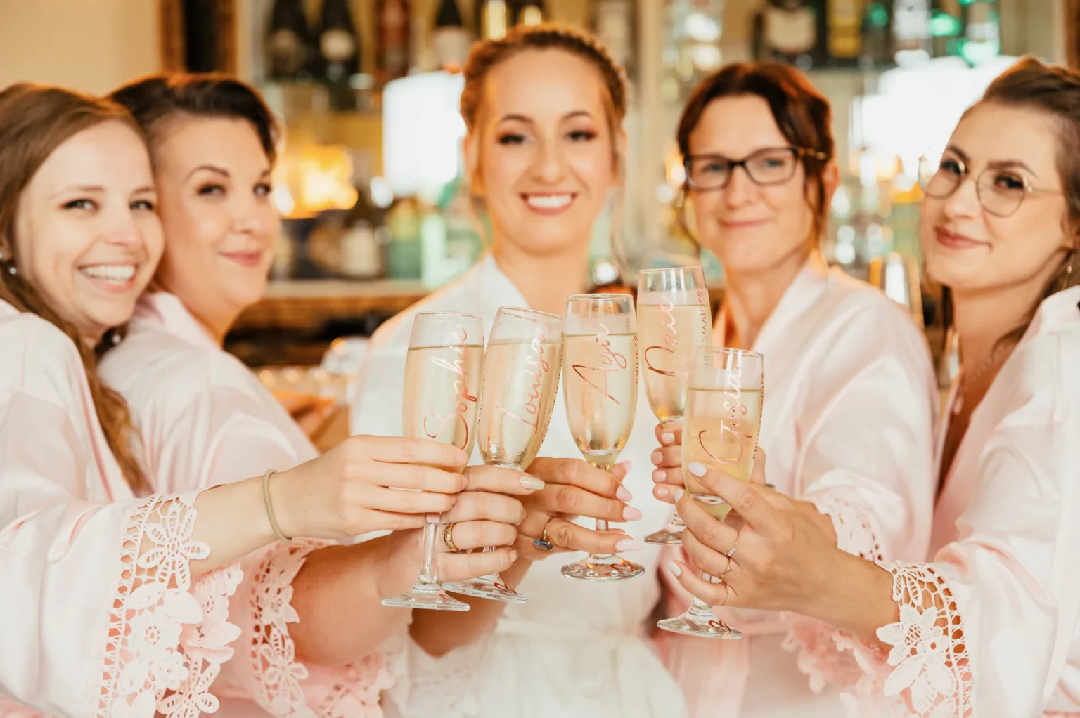 Aga i Oli — toast podczas przygotowań panny młodej.