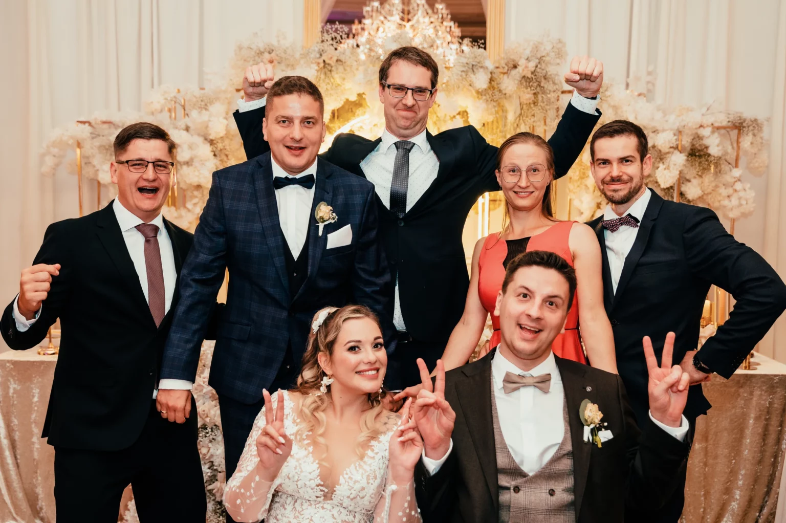 Kasia i Radek — wspólne zdjęcie podczas wesela.